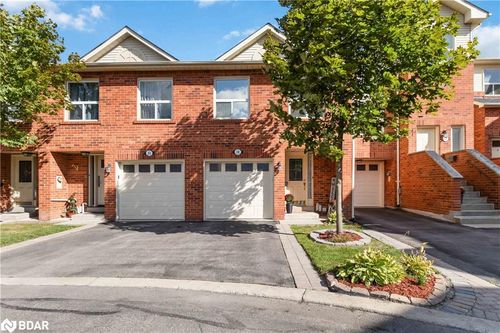 12-1520 Reeves Gate, Oakville, ON, L6M3J4 | Card Image