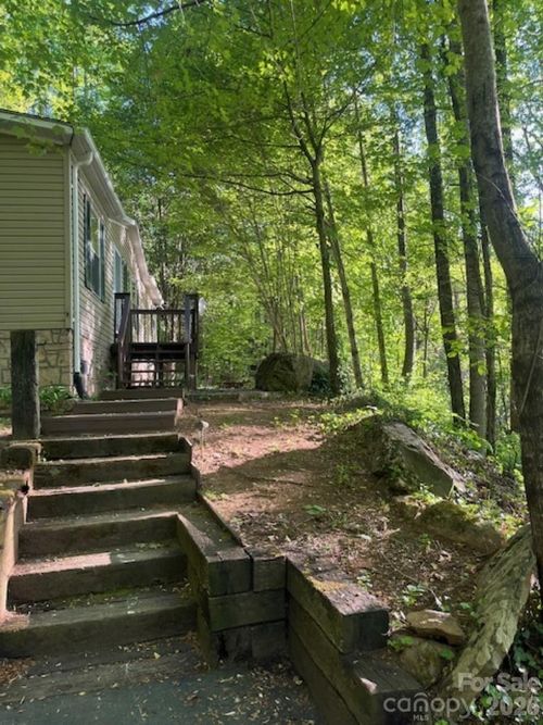 50 E Wabash Dr, Sylva, NC, 28779-8876 | Card Image