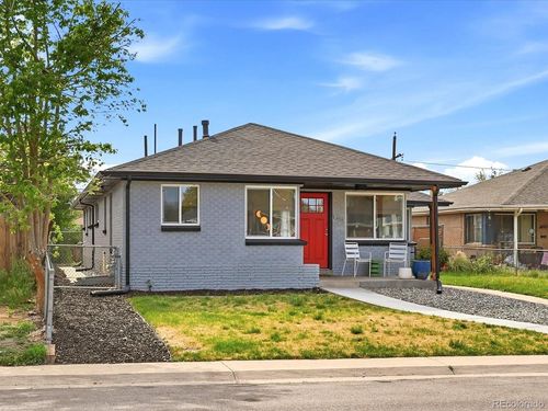3233 Jasmine St, Denver, CO, 80207-2116 | Card Image