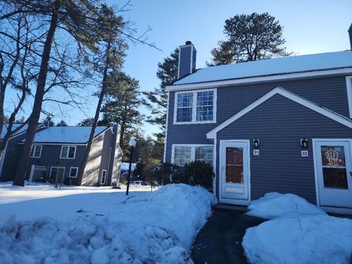 31 Ne Village Road, Concord, NH, 03301 | Card Image