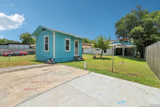 3311 W Cesar E Chavez Blvd, House other with 3 bedrooms, 1 bathrooms and null parking in San Antonio TX | Image 32