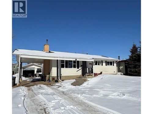 1920 108 Ave, Dawson Creek, BC, V1G2T8 | Card Image