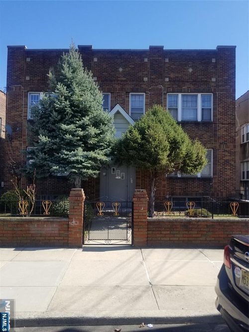 130-2 Rutherford Pl, North Arlington, NJ, 07031-6038 | Card Image