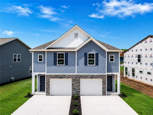 559 Seaborn Cir, Pendleton, SC, 29670-8974 | Card Image