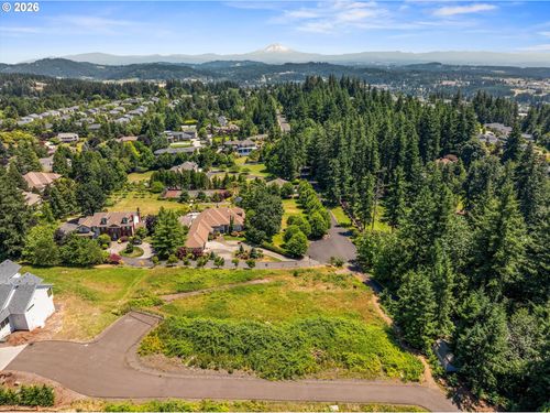 13733 Aldridge Rd, Happy Valley, OR, 97086-6532 | Card Image