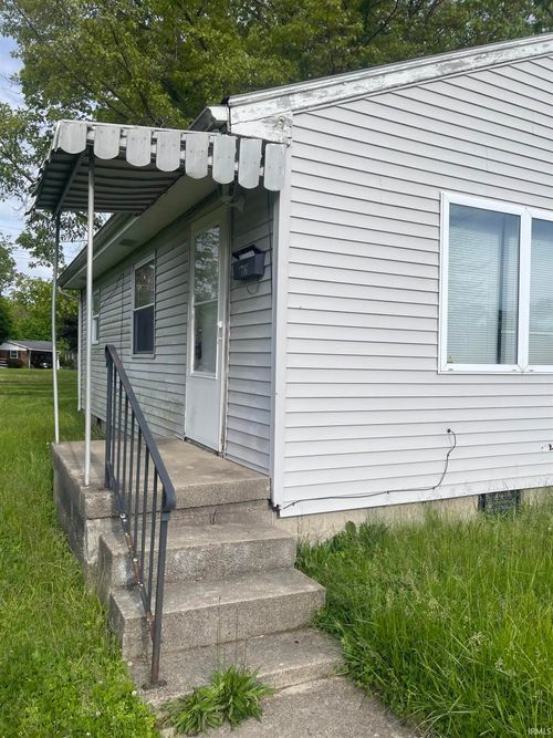 1716 Dewey St, Anderson, IN, 46016-3127 | Card Image