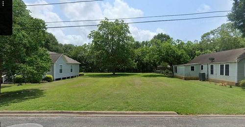 500 E Watt St, El Campo, TX, 77437-3050 | Card Image