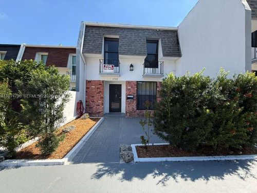 13503-13503 24th Pl, North Miami, FL, 33181-3522 | Card Image