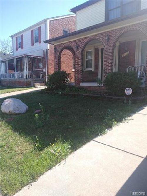 9620 Sussex St, Detroit, MI, 48227-2083 | Card Image