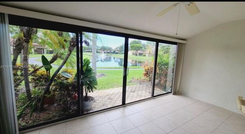 apt-b-1025 Green Pine Blvd, West Palm Beach, FL, 33409-7031 | Card Image