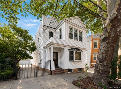 7764 79th Street, New York, NY, 11385 | Card Image
