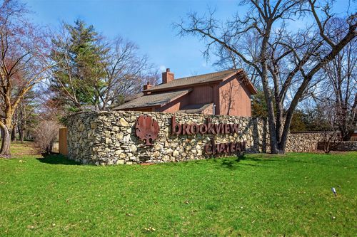 4589 Lockner Dr, Urbandale, IA, 50322-1863 | Card Image