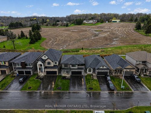 3980 Highland Park Dr, Beamsville, ON, L3J0T1 | Card Image