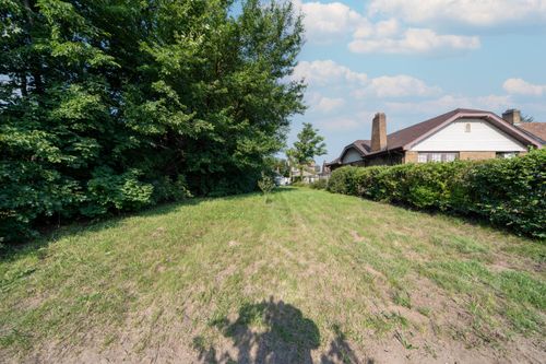 764 Garfield St, Gary, IN, 46404-1406 | Card Image