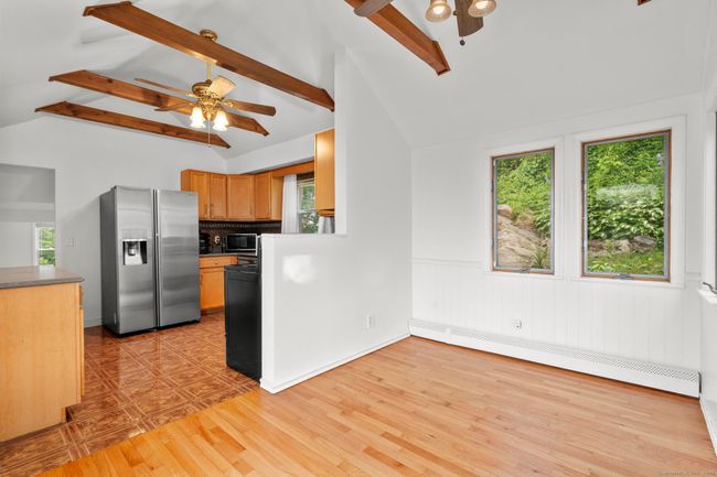 4 Buttonball Trl, House other with 3 bedrooms, 2 bathrooms and null parking in Norwalk CT | Image 9