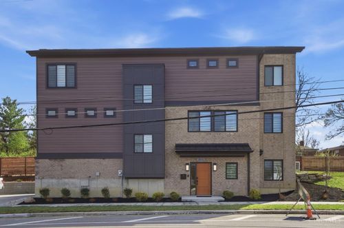 3021 Wasson Rd, Cincinnati, OH, 45209 | Card Image