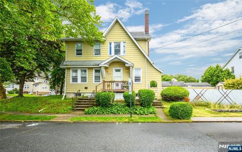 139 Marietta Ave, Passaic, NJ, 07055-4403 | Card Image