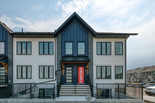 203-40 Livingston Parade Ne, Calgary, AB, T3P2K4 | Card Image