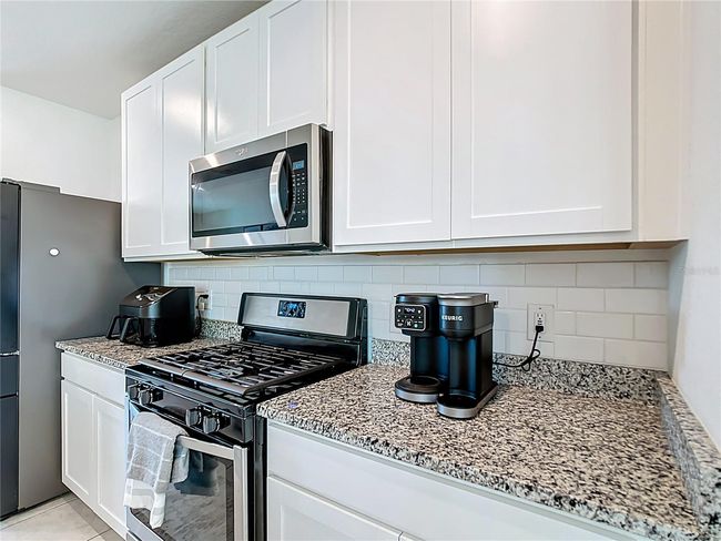 29783 Anahid Dr, House other with 3 bedrooms, 2 bathrooms and null parking in LEESBURG FL | Image 5