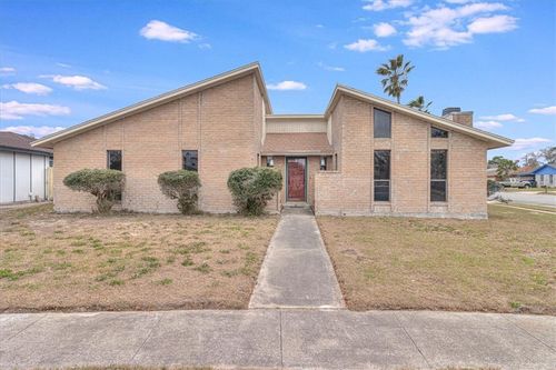 985 Crossbill St, Corpus Christi, TX, 78418-5048 | Card Image
