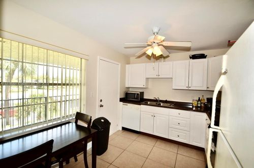 204-8900 W Sample Road, Coral Springs, FL, 33065 | Card Image