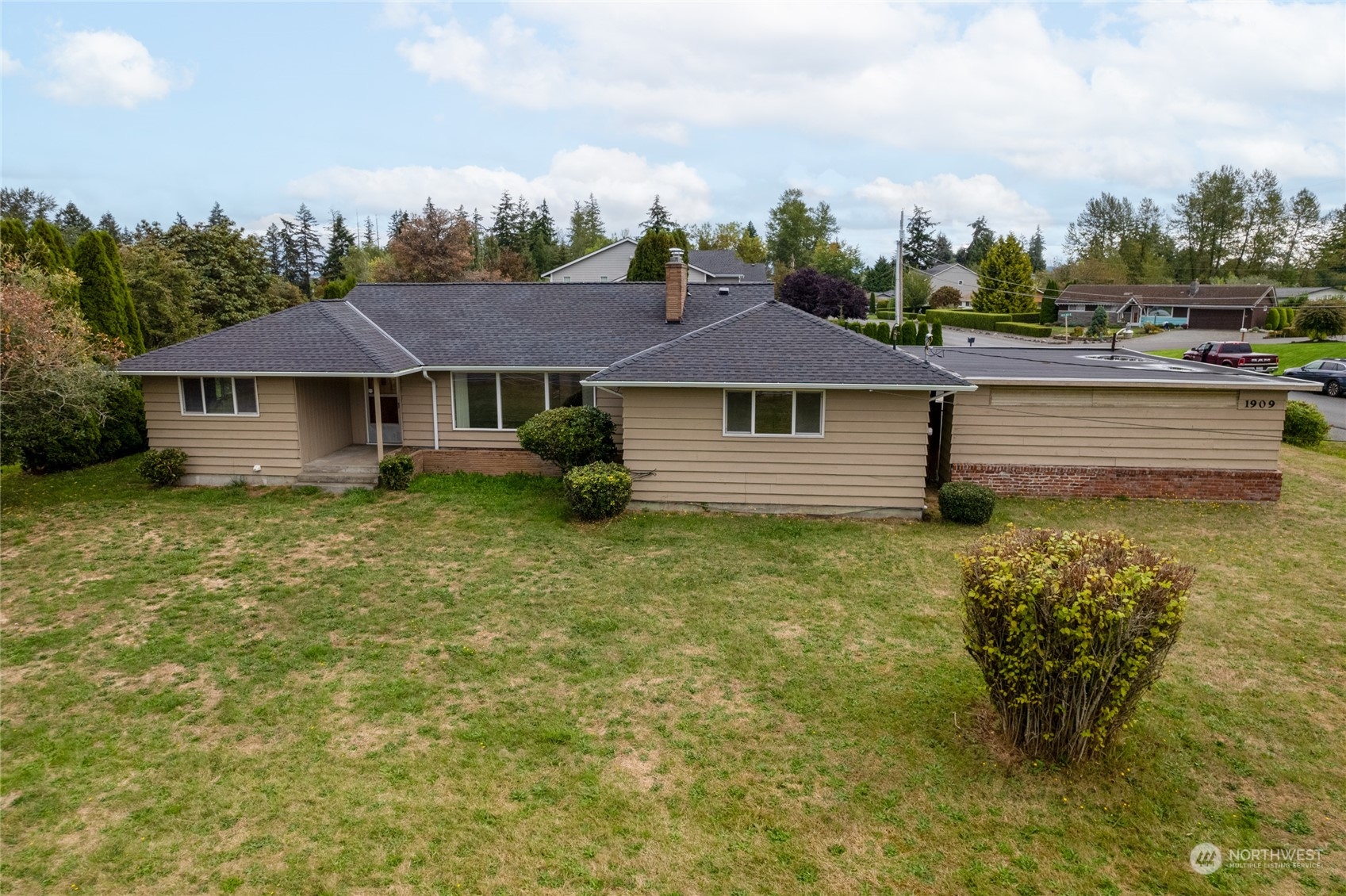 122nd Ave, Edgewood, WA 98372