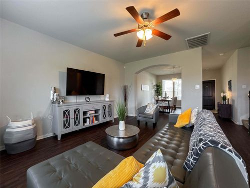 2 Eagle Lake Ct, Manvel, TX, 77578-2065 | Card Image