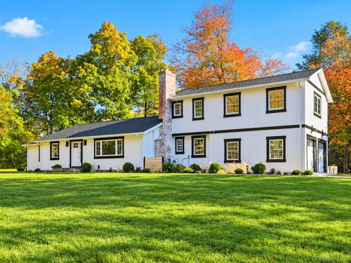 145 Smith Ridge Rd, South Salem, NY, 10590-1925 | Card Image