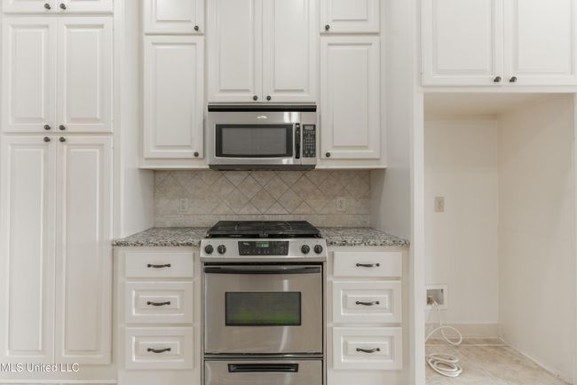 18-Kitchen | Image 28