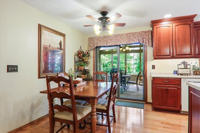 21 Bent Tree Ln, House other with 3 bedrooms, 3 bathrooms and null parking in Towanda IL | Image 12
