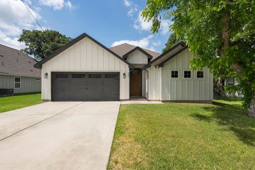 203 E Salty St, Thorndale, TX, 76577-9502 | Card Image