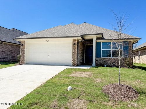 7881 Gardendale Dr, Olive Branch, MS, 38654-9443 | Card Image