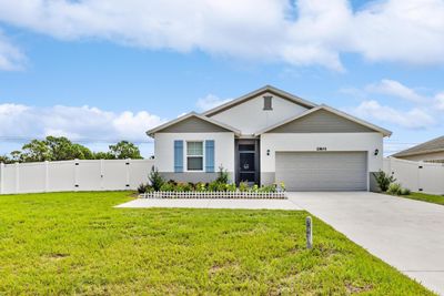 2801 Sw Savona Boulevard, House other with 3 bedrooms, 2 bathrooms and null parking in Port St Lucie FL | Image 1