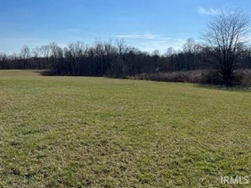 8623 W Crum Rd, Bloomington, IN, 47403-9511 | Card Image