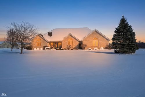 872 S Colorado St, Rushville, IN, 46173-7941 | Card Image