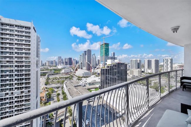 APT-3106 - 1750 Bayshore Dr, Condo with 1 bedrooms, 1 bathrooms and null parking in Miami FL | Image 37