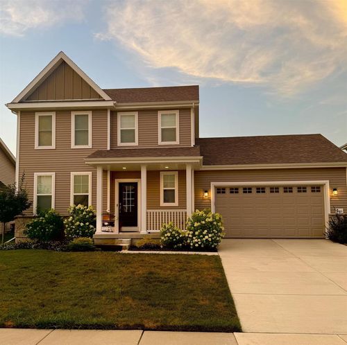 8015 Laufenberg Blvd, CROSS PLAINS, WI, 53528-9035 | Card Image