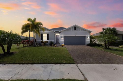 7434 35th Ln E, SARASOTA, FL, 34243-3382 | Card Image