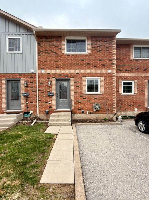20-110 Silvan Dr, Welland, ON, L3C6Z5 | Card Image