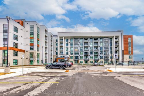 120-480 Gordon Krantz Ave, Milton, ON, L9E1Z4 | Card Image