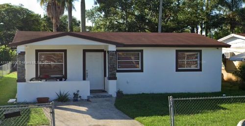 256 Nw 82nd Ter, Miami, FL, 33150-2955 | Card Image