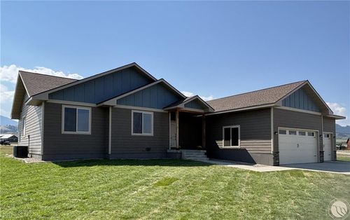 1 Starlight Dr, Red Lodge, MT, 59068-9447 | Card Image