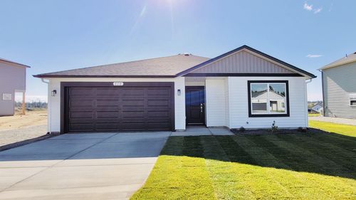 918 E K St, Deer Park, WA, 99006 | Card Image