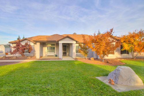 9595 Stablegate Road, Wilton, CA, 95693 | Card Image