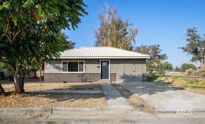 423 Maple Ave, House other with 3 bedrooms, 2 bathrooms and null parking in Emmett ID | Image 2