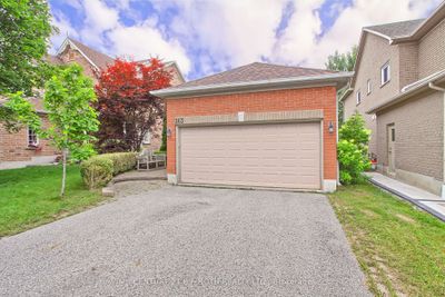 263 Paxton Cres, House other with 3 bedrooms, 2 bathrooms and 6 parking in Newmarket ON | Image 3