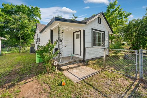 610 E 4th Ave, Bristow, OK, 74010-3114 | Card Image