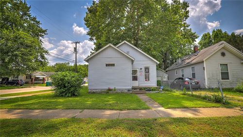 1675 E Clay Street, Decatur, IL, 62521 | Card Image