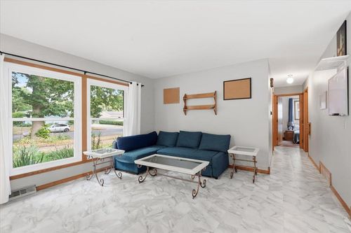 2209 Prairie Road, MADISON, WI, 53711 | Card Image