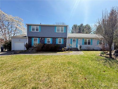 22 Chicory Ln, Cranston, RI, 02921-2713 | Card Image